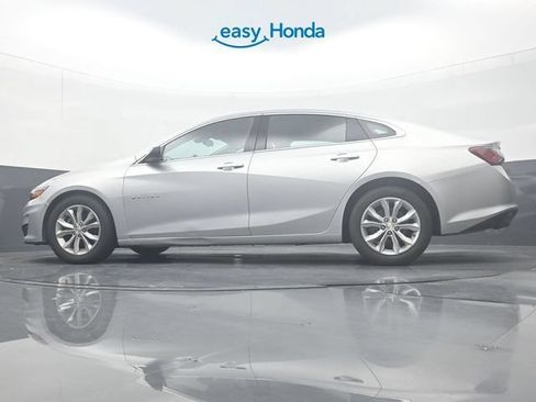 Used 2021 Chevrolet Malibu LT FWD image 30