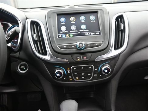 Used 2024 Chevrolet Equinox LT image 10