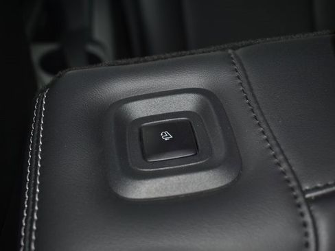 Used 2025 Ford Expedition Platinum w/ Stealth Performance Package image 50