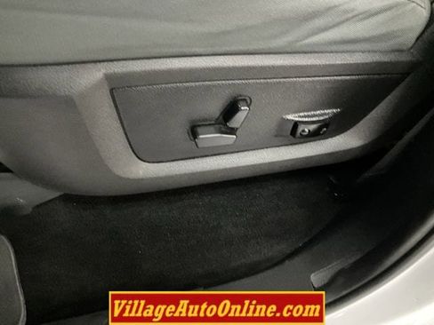 Used 2016 RAM 1500 Big Horn image 16