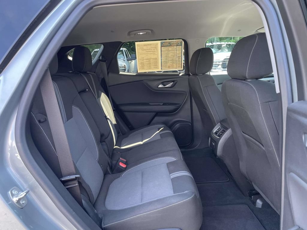 Used 2024 Chevrolet Blazer LT w/ Convenience Package FWD image 18