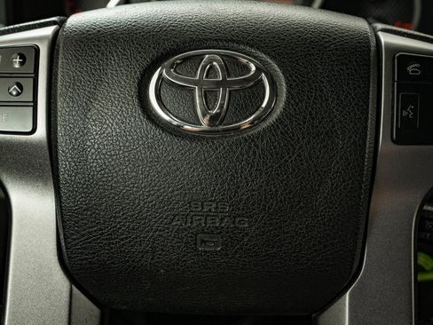 Used 2013 Toyota 4Runner SR5 image 29