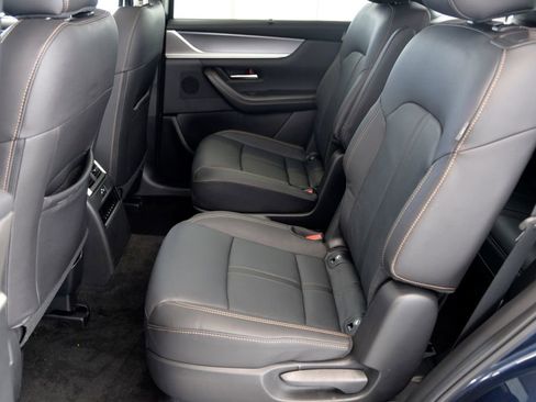 Certified 2024 MAZDA CX-90 Plug-In Hybrid w/ Preferred image 28