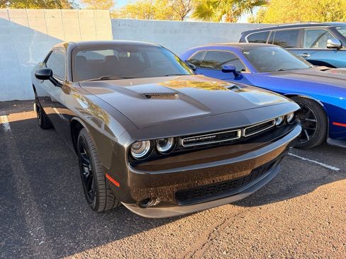 Used 2020 Dodge Challenger SXT RWD image 4