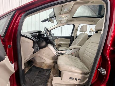 Used 2016 Ford C-MAX SEL w/ Equipment Group 302A FWD image 29