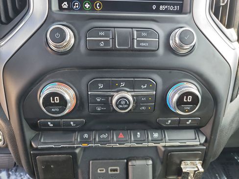 Used 2020 GMC Sierra 1500 Elevation w/ Elevation Value Package AWD/4WD image 16