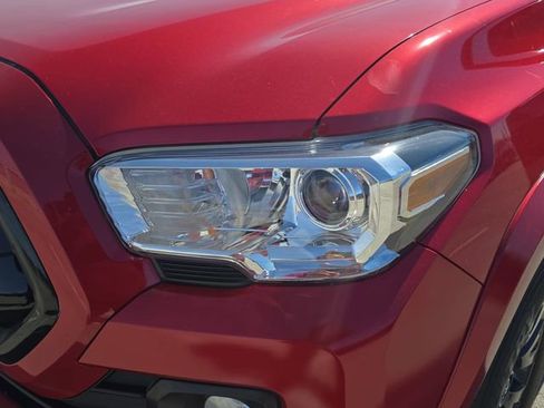 Used 2022 Toyota Tacoma SR5 image 30