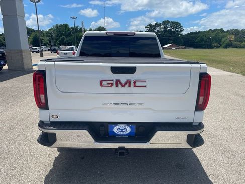Used 2023 GMC Sierra 1500 SLT w/ SLT Convenience Package AWD/4WD image 5