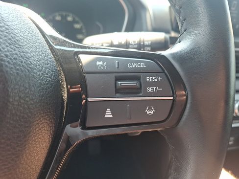 Used 2023 Honda Pilot Touring image 20