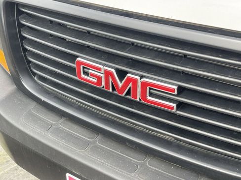 New 2025 GMC Savana 2500 w/ Driver Convenience Package image 30