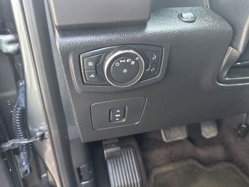 Used 2016 Ford F150 XLT w/ Equipment Group 302A Luxury image 20