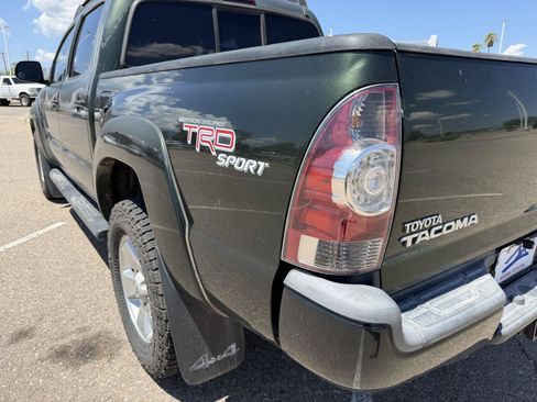 Used 2012 Toyota Tacoma 4x4 Double Cab w/ TRD Sport Pkg image 11