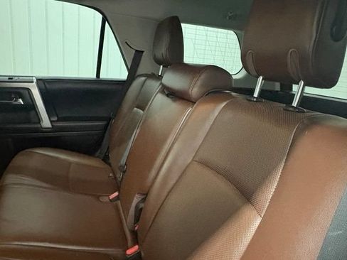 Used 2016 Toyota 4Runner Limited AWD/4WD image 10