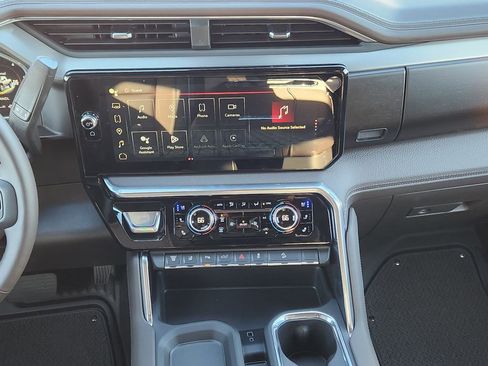 New 2026 GMC Sierra 3500 Denali w/ Denali Reserve Package image 21