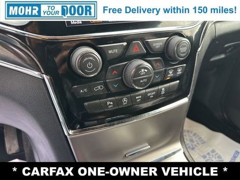 Used 2020 Jeep Grand Cherokee Overland image 17