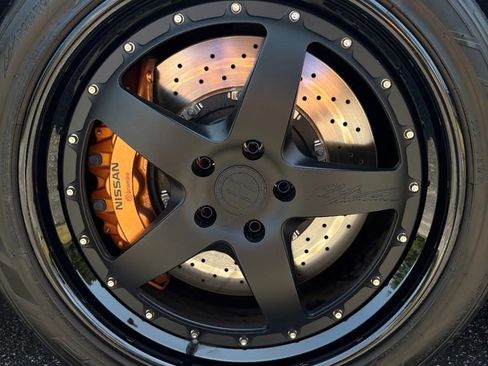 Used 2016 Nissan GT-R Premium AWD/4WD image 26