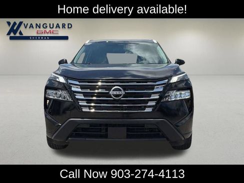 Used 2026 Nissan Rogue SL FWD image 2