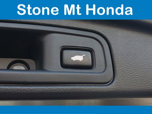 Used 2022 Honda Pilot Special Edition image 11