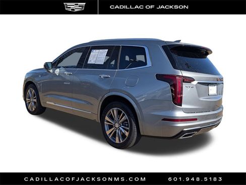 Certified 2025 Cadillac XT6 Premium Luxury image 7