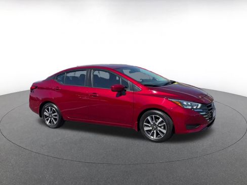 Used 2025 Nissan Versa SV w/ Trunk Package image 2
