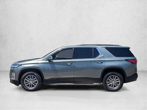 Used 2023 Chevrolet Traverse LT FWD image 9
