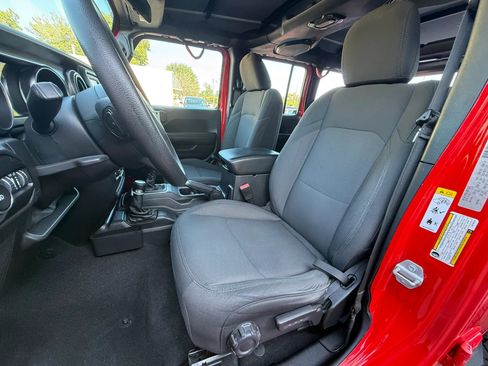 Used 2020 Jeep Wrangler Unlimited Sport AWD/4WD image 15