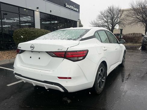 Used 2024 Nissan Sentra SV image 6