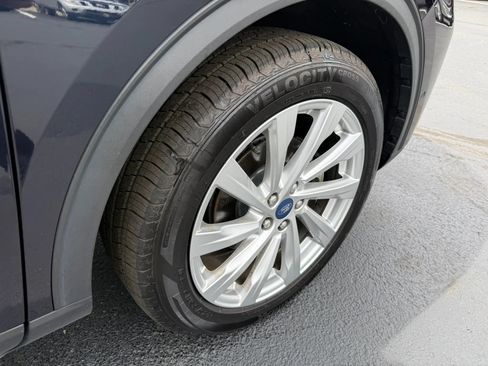 Used 2021 Ford Escape Titanium w/ Titanium Elite Package AWD/4WD image 46