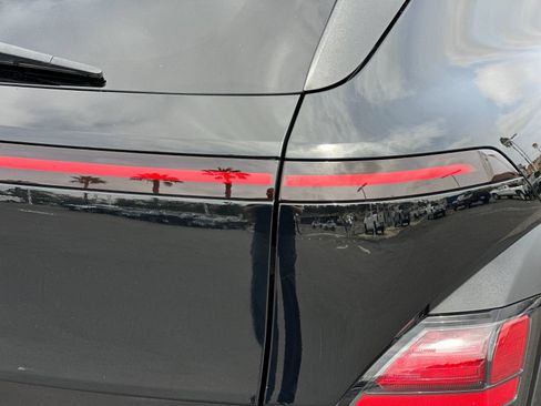 Used 2025 Hyundai Kona SEL FWD image 24