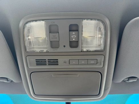 Used 2011 Honda Pilot EX-L image 25