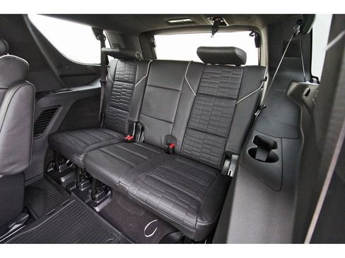 New 2026 Cadillac Escalade Platinum Sport w/ LPO, ONYX Package image 13