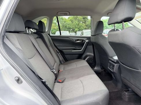 Used 2024 Toyota RAV4 XLE FWD image 11