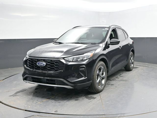 Used 2025 Ford Escape ST-Line FWD image 6