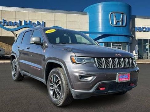 Used 2018 Jeep Grand Cherokee Trailhawk w/ Trailhawk Luxury Group AWD/4WD image 1