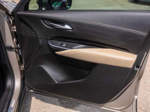 Certified 2024 Cadillac XT4 Luxury w/ Cold Weather Package FWD image 29