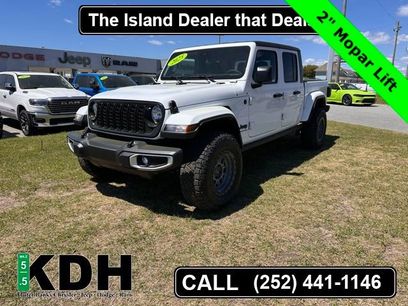 New 2025 Jeep Gladiator Sport