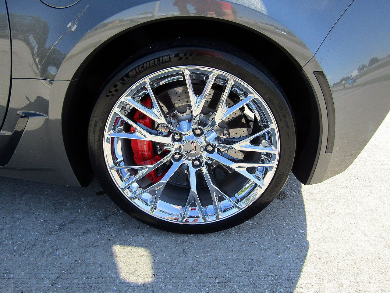 Used 2016 Chevrolet Corvette Z06 w/ 3LZ Preferred Equipment Group RWD image 24