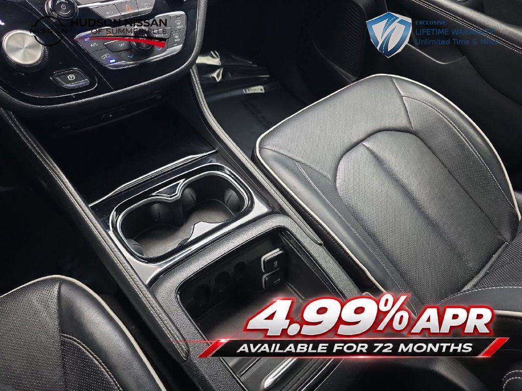 Used 2021 Chrysler Pacifica Limited w/ Uconnect Theater Family Group FWD image 26