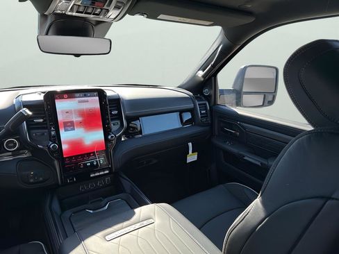 New 2026 RAM 3500 Limited image 24