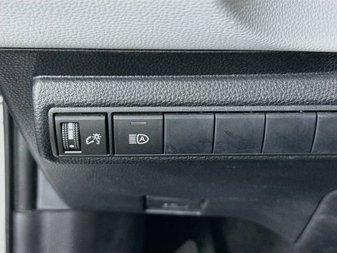 Certified 2022 Toyota Corolla SE FWD image 18