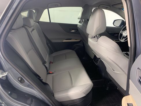 Used 2024 Toyota Venza Limited AWD/4WD image 39