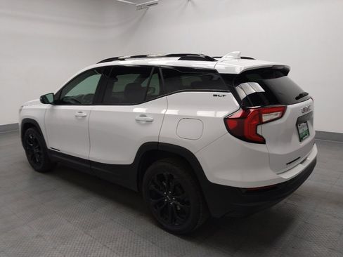 Used 2022 GMC Terrain SLT w/ Elevation Edition image 3