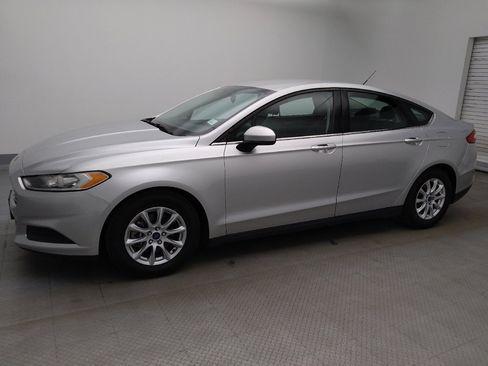 Used 2015 Ford Fusion S FWD image 2