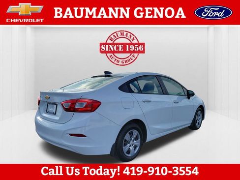 Used 2016 Chevrolet Cruze LS FWD image 5