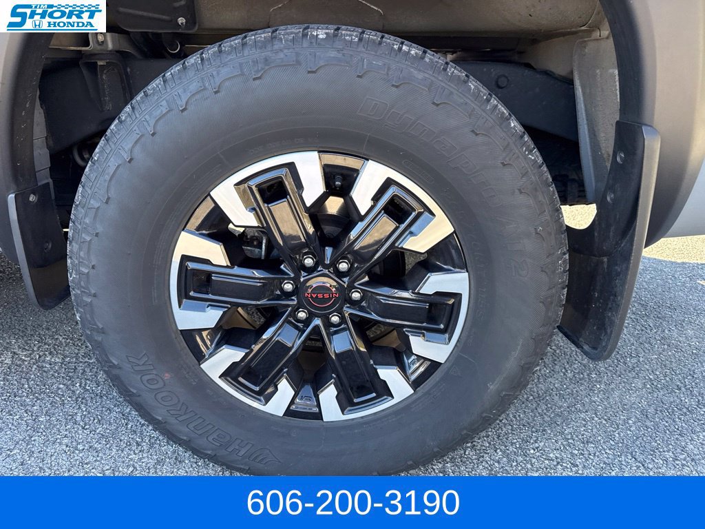 Used 2023 Nissan Frontier PRO-4X w/ Technology Package AWD/4WD image 10
