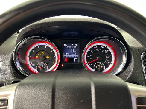 Used 2012 Dodge Durango Crew w/ Leather Interior Group AWD/4WD image 18