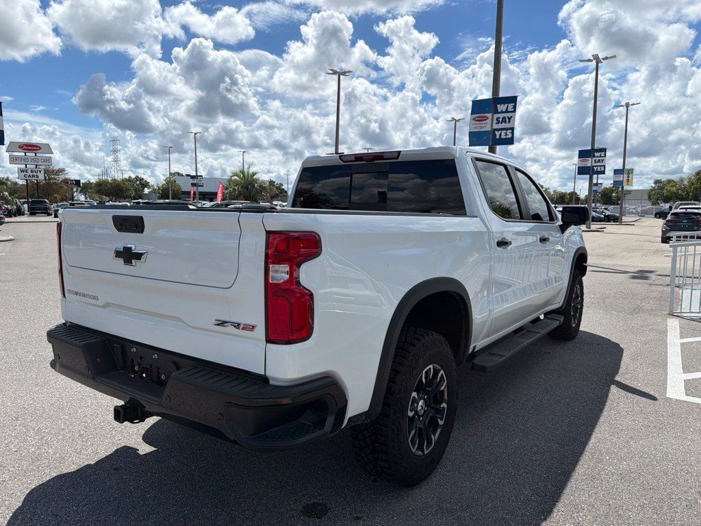 Used 2026 Chevrolet Silverado 1500 ZR2 AWD/4WD image 9