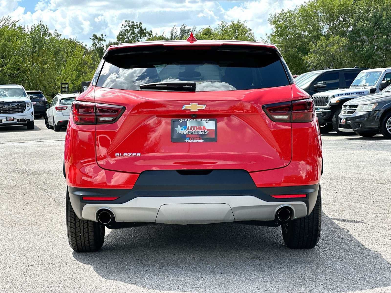 Used 2025 Chevrolet Blazer LT FWD image 14