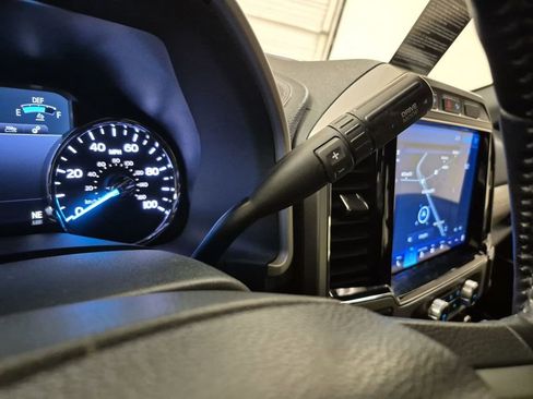 Used 2022 Ford F250 Lariat w/ Lariat Ultimate Package image 16