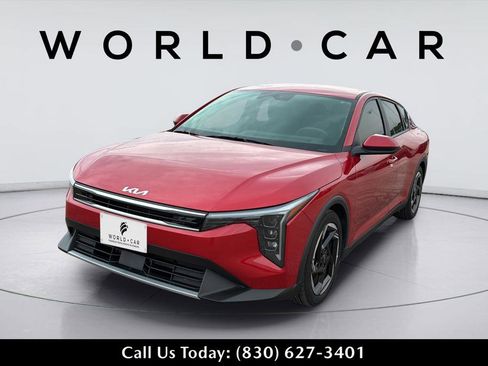 Certified 2025 Kia K4 EX FWD image 10